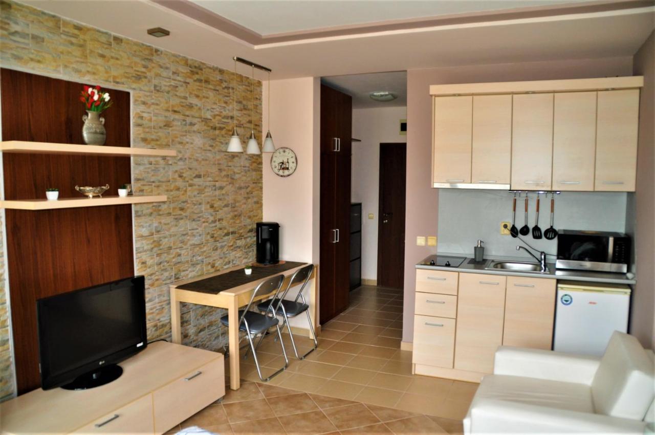 Private Studio In "Green Life Beach Resort Sozopol" Exterior photo